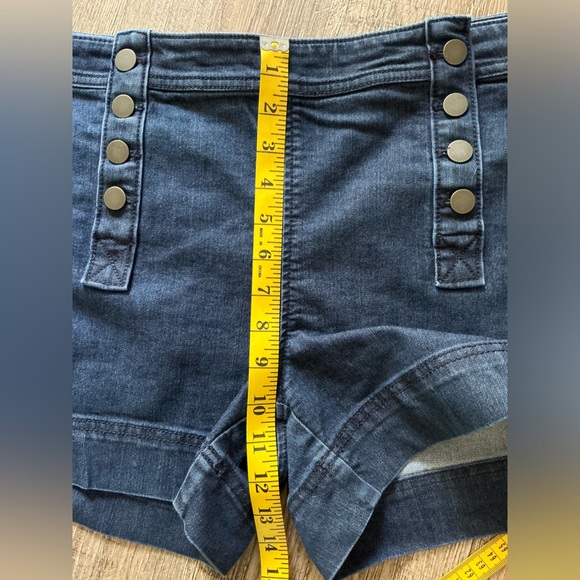 Loft Button Front Pull-on Denim Shorts Size 28/6 - Picture 7 of 8